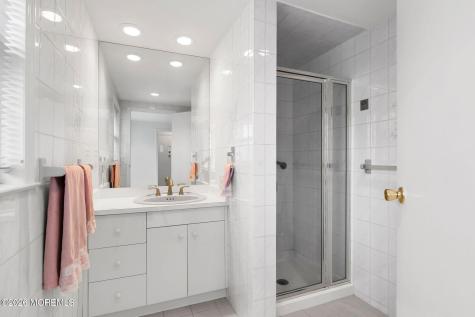 1 Riverview Avenue Rumson NJ 07760