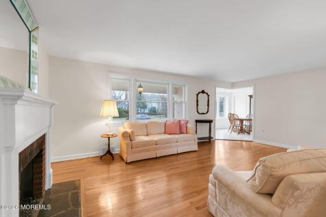 1 Riverview Avenue Rumson NJ 07760