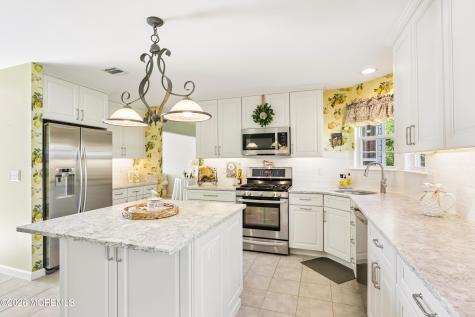 21 Orchid Lane Barnegat NJ 08005