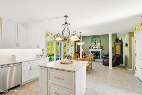 21 Orchid Lane Barnegat NJ 08005