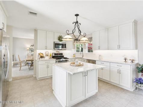 21 Orchid Lane Barnegat NJ 08005