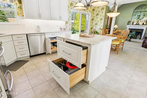21 Orchid Lane Barnegat NJ 08005