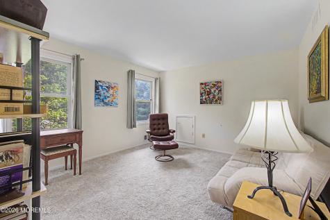 9 Stacy Drive Cream Ridge NJ 08514