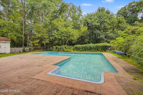 9 Stacy Drive Cream Ridge NJ 08514