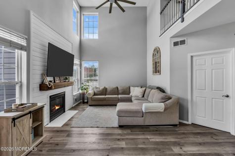 12 Lancaster Way Jackson NJ 08527