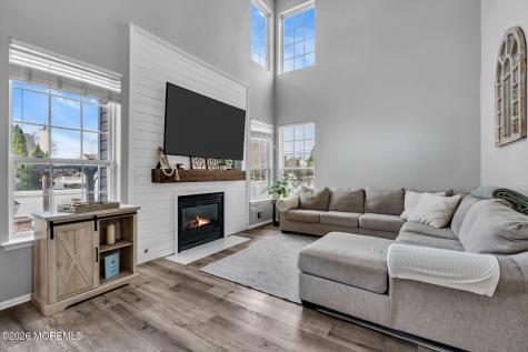 12 Lancaster Way Jackson NJ 08527