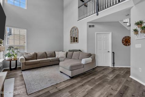 12 Lancaster Way Jackson NJ 08527