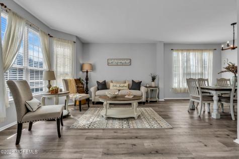 12 Lancaster Way Jackson NJ 08527