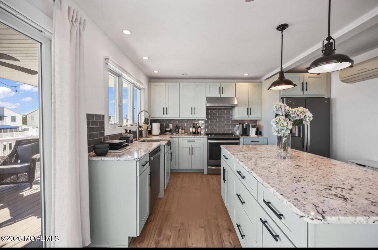 189 Catherine Lane Manahawkin NJ 08050