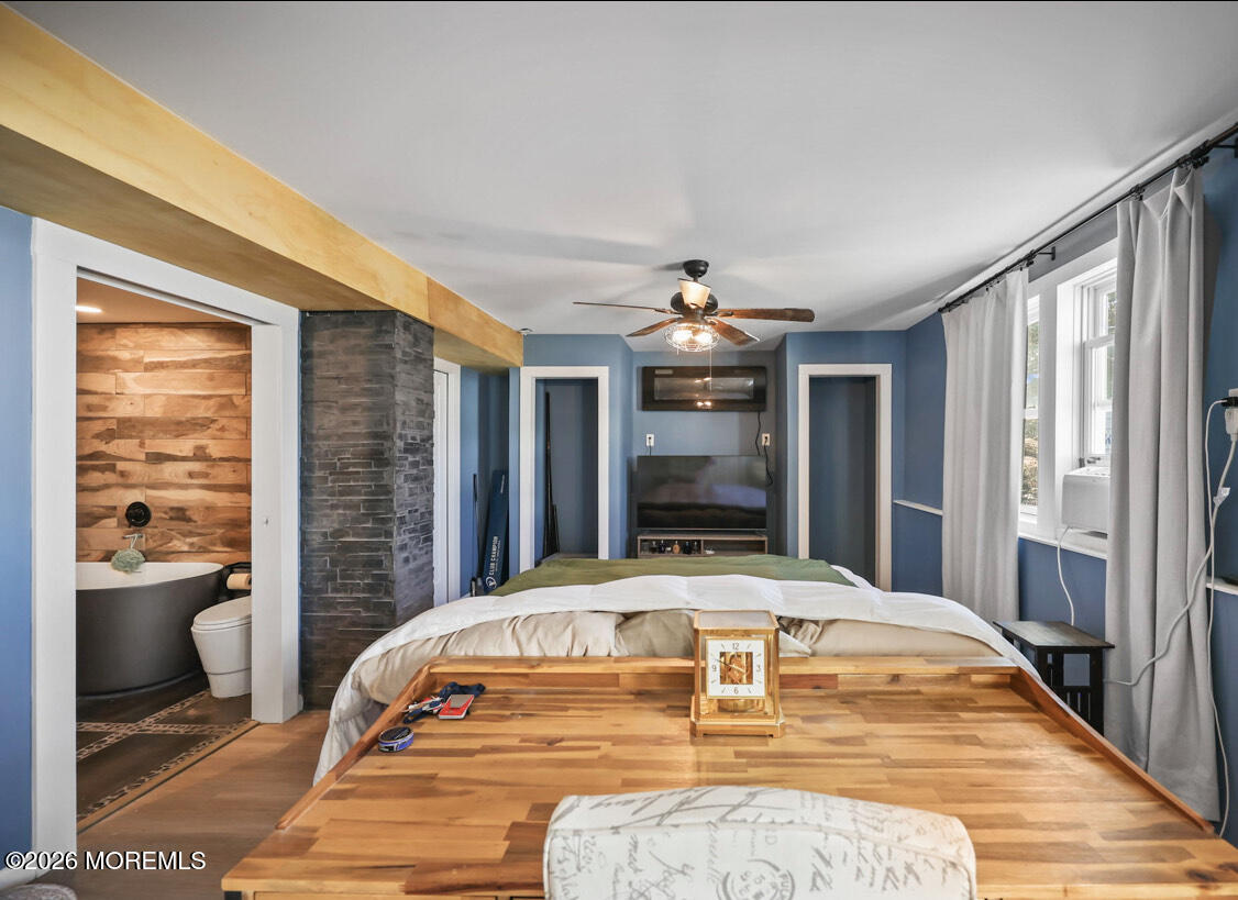 189 Catherine Lane Manahawkin NJ 08050