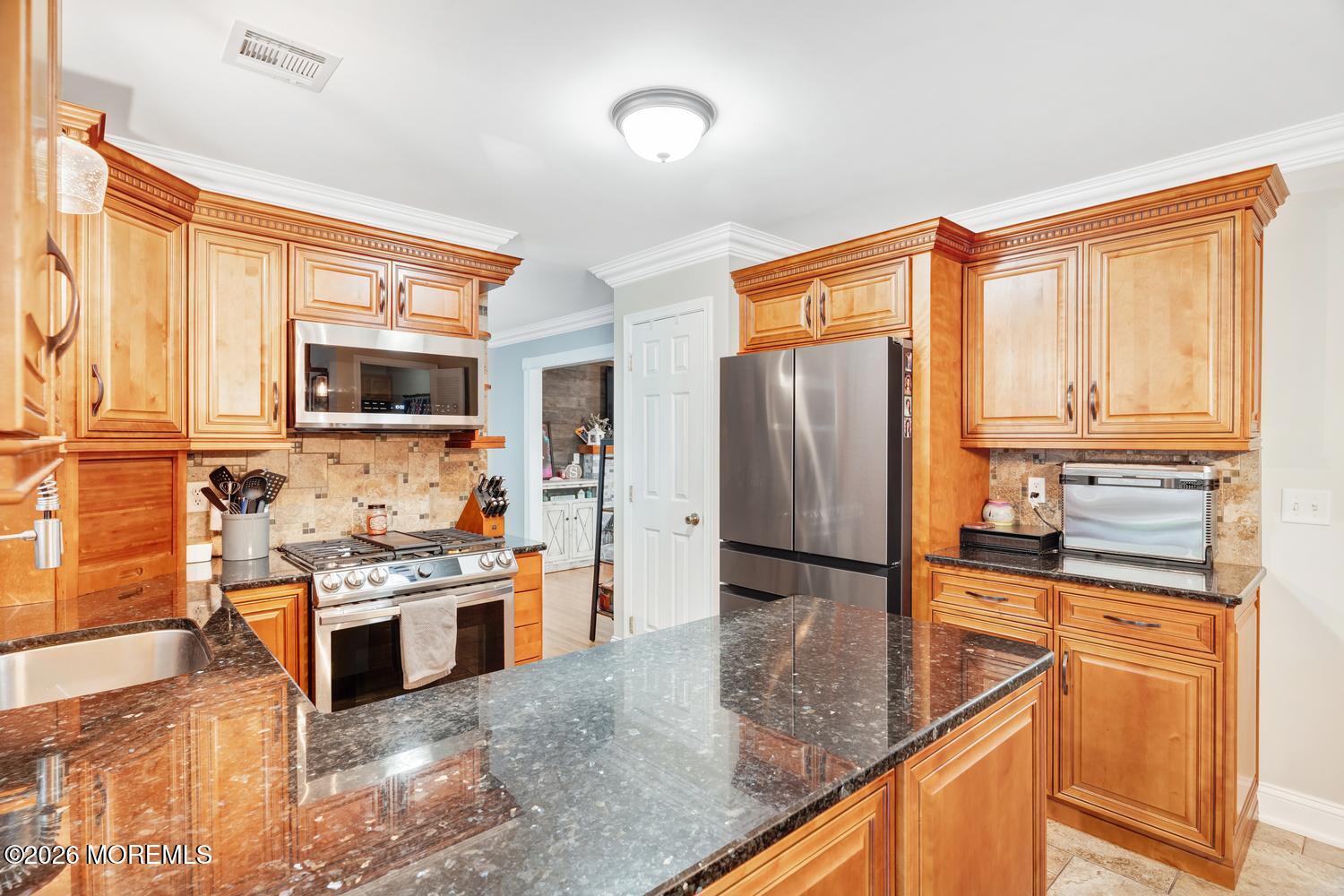 106 1st Avenue Tuckerton NJ 08087
