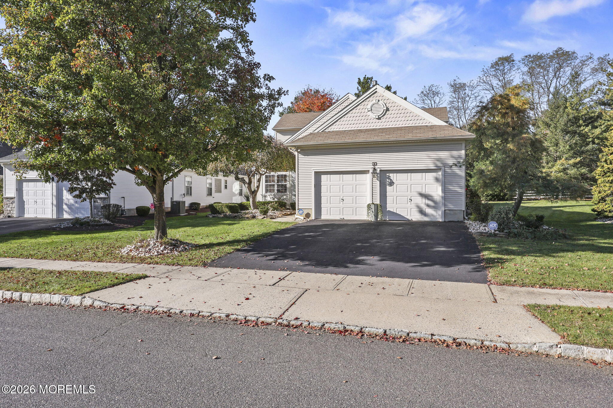 27 Derry Meeting Drive Manalapan NJ 07726