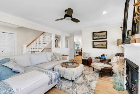 62 Black Point Road Rumson NJ 07760