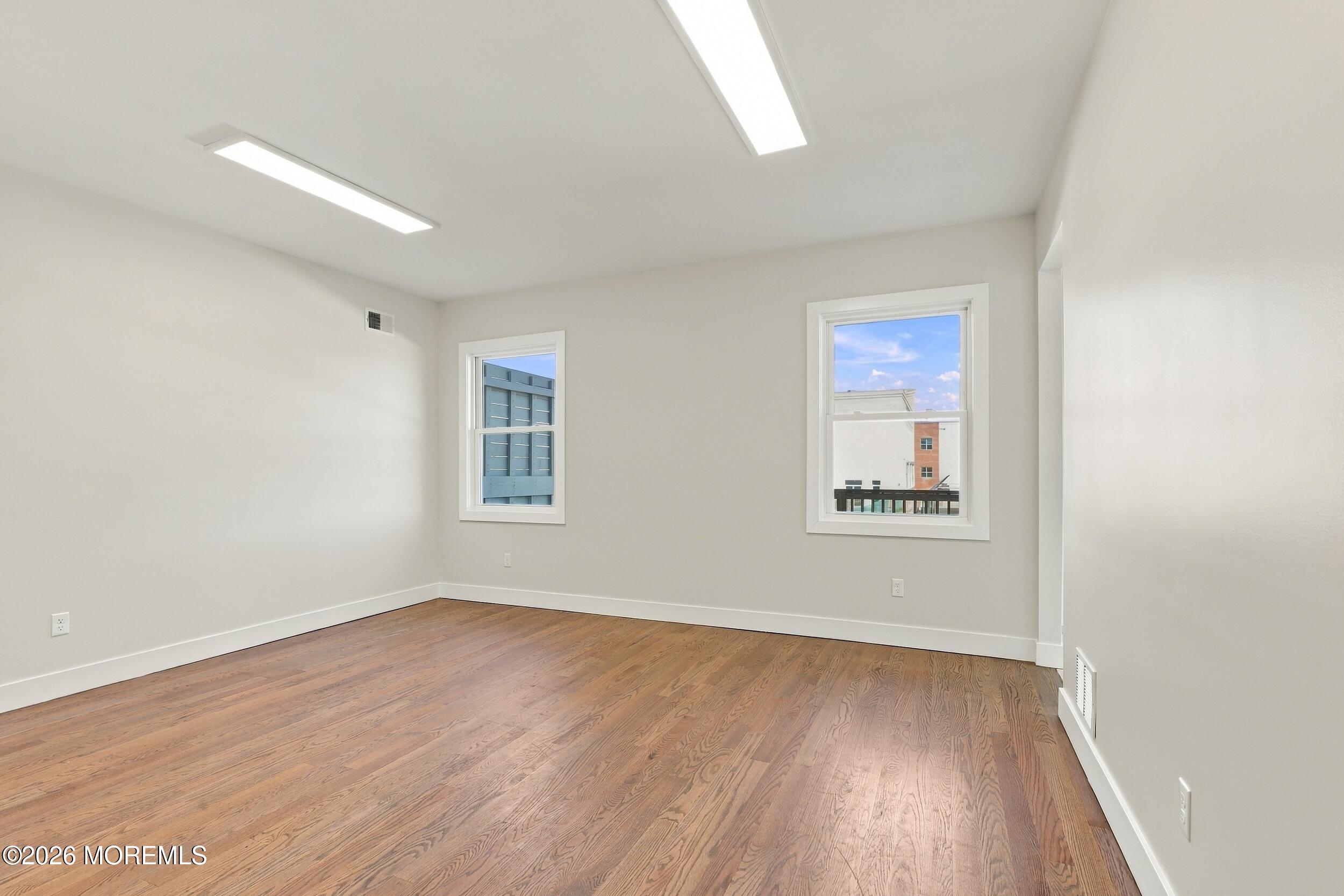 67 Edgecomb Avenue Lakewood NJ 08701