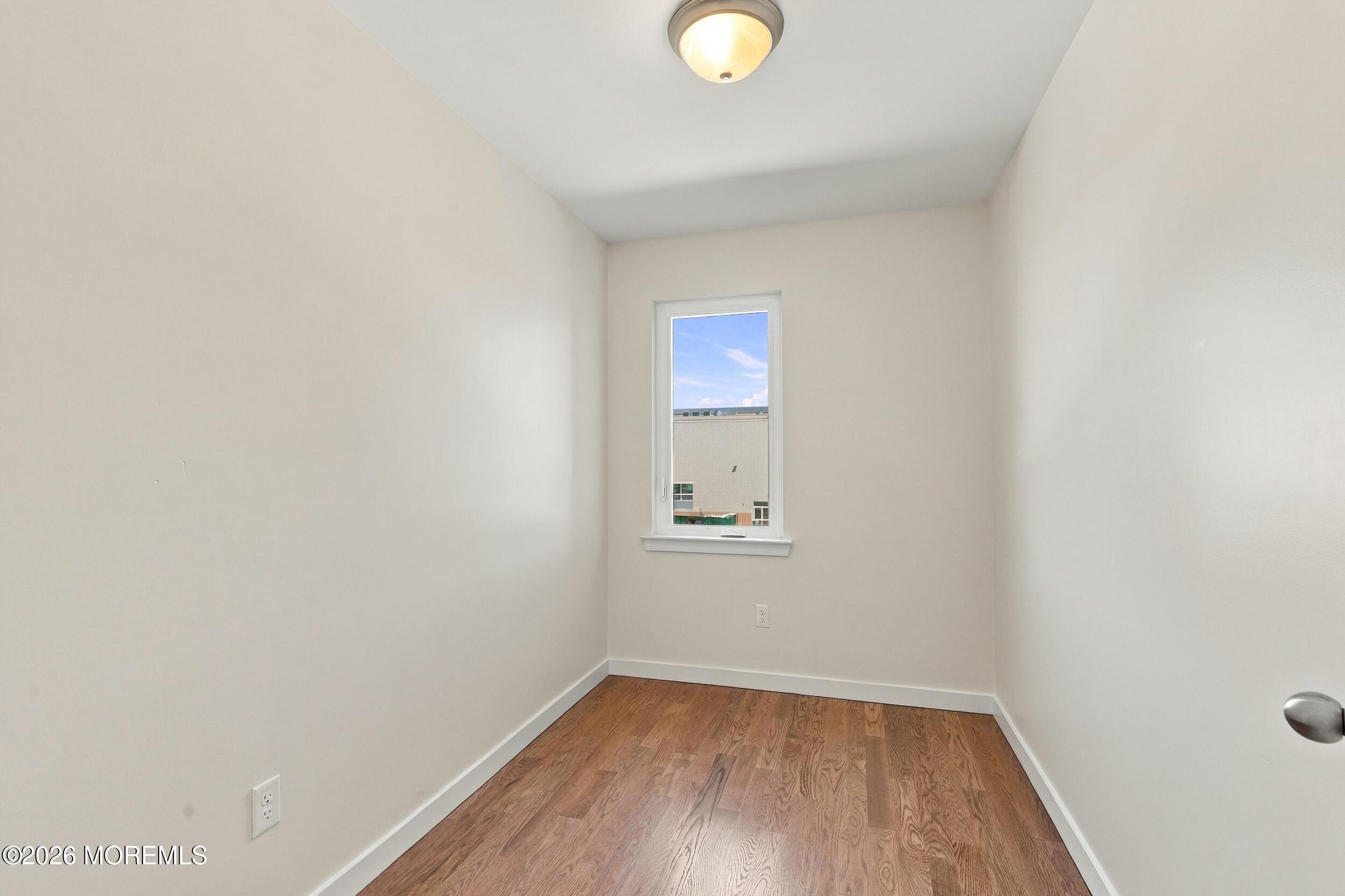 67 Edgecomb Avenue Lakewood NJ 08701