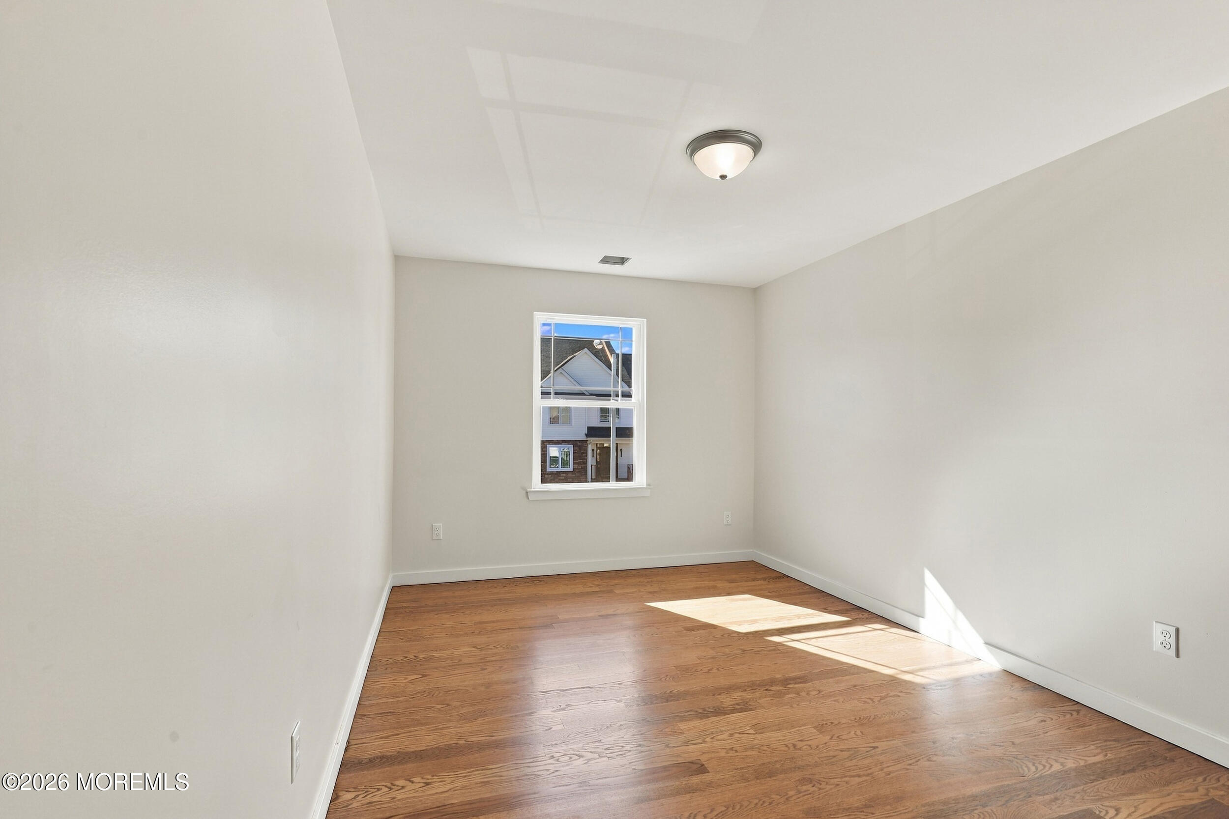 67 Edgecomb Avenue Lakewood NJ 08701