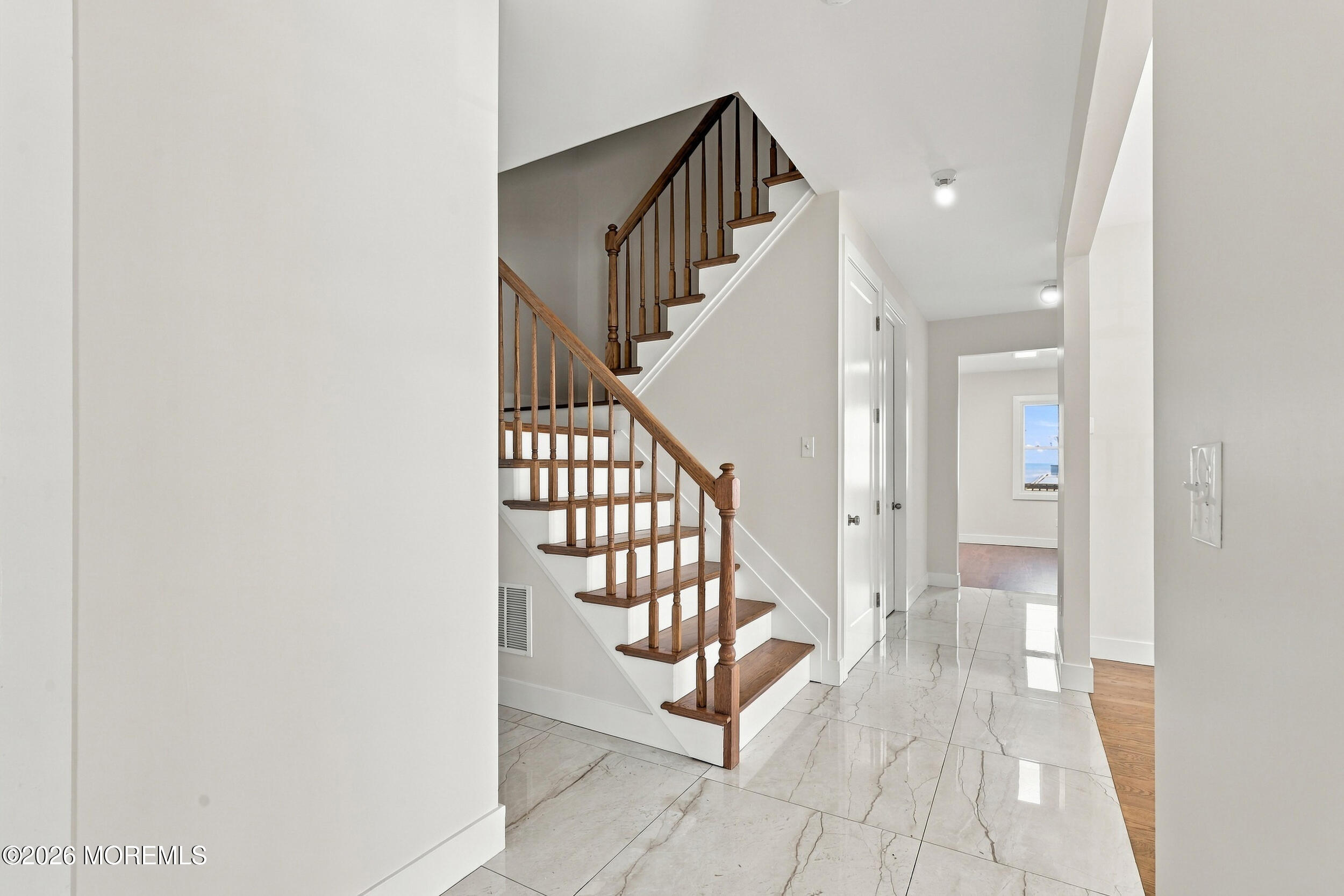 67 Edgecomb Avenue Lakewood NJ 08701