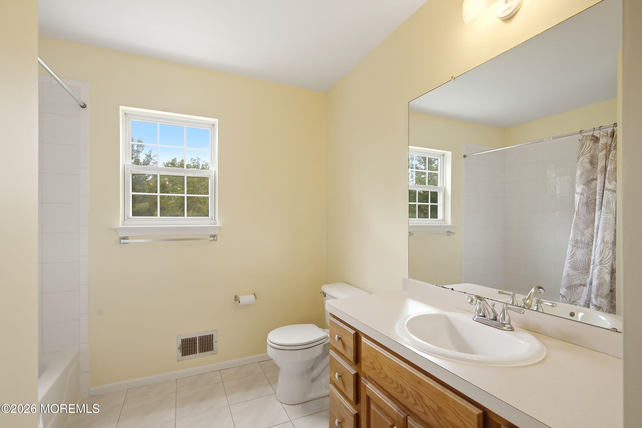 1 Abigail Court Jackson NJ 08527