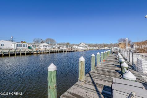16 Peg Leg Way Waretown NJ 08758