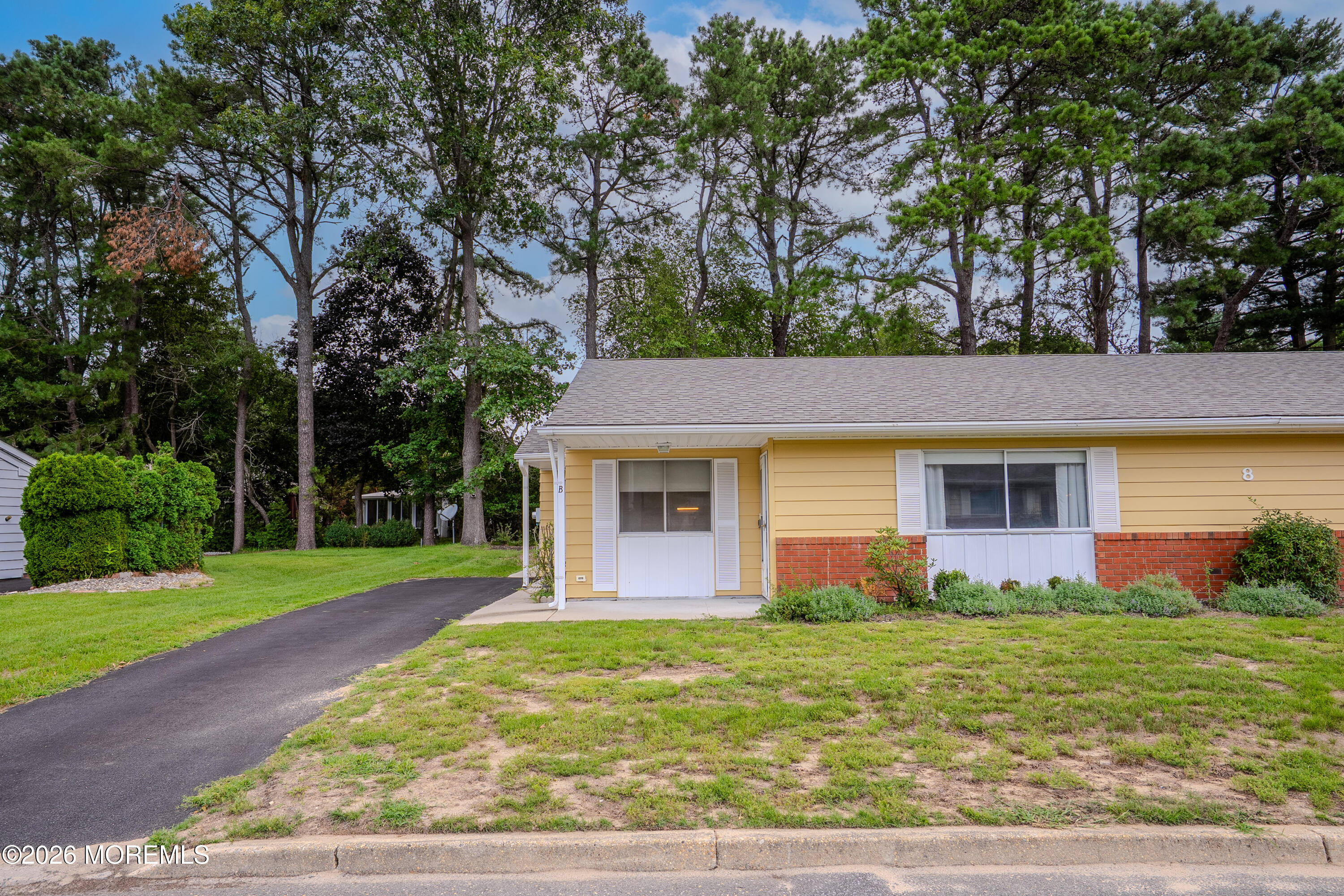 8 B Alaska Avenue Whiting NJ 08759