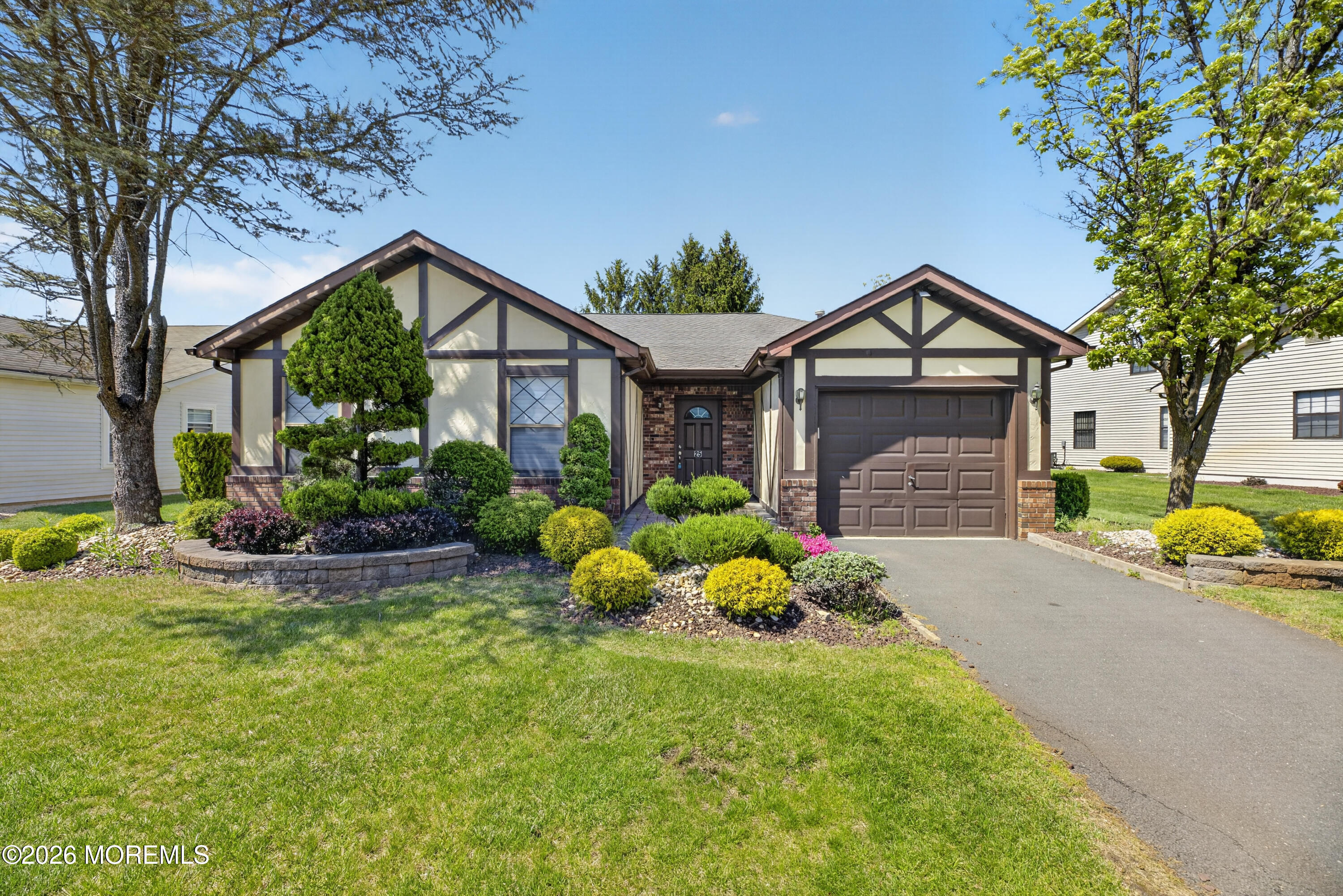25 Hansom Lane Marlboro NJ 07746