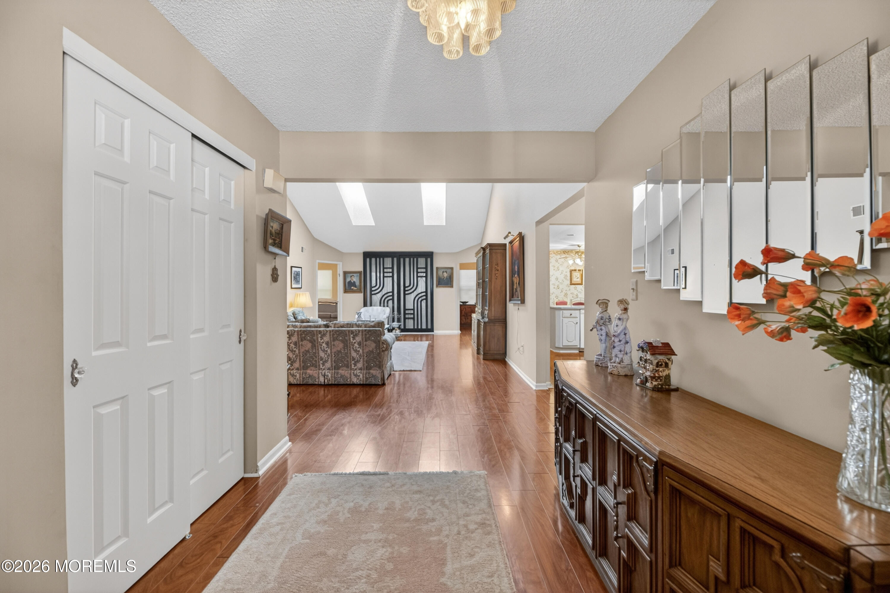 25 Hansom Lane Marlboro NJ 07746