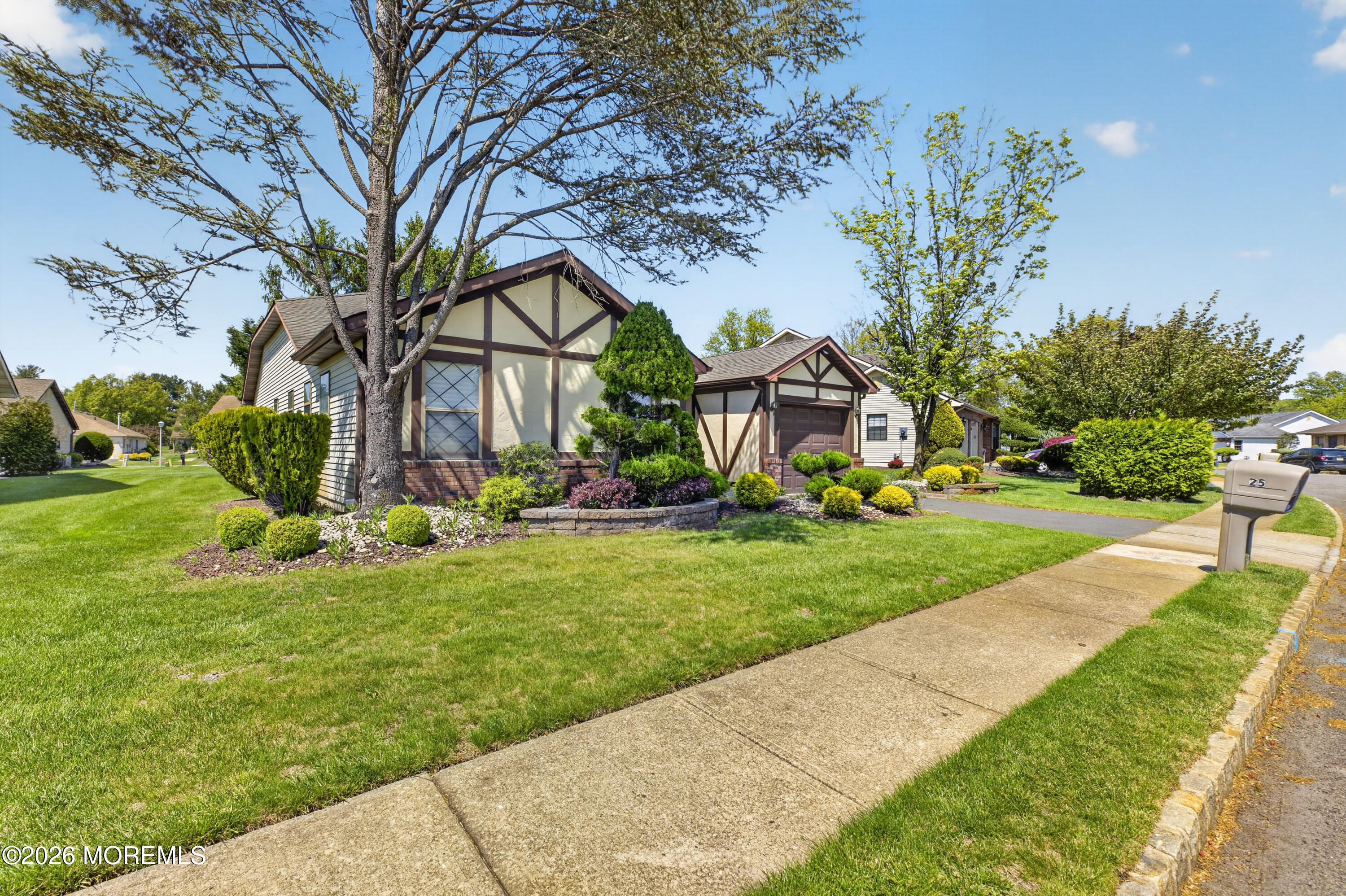 25 Hansom Lane Marlboro NJ 07746
