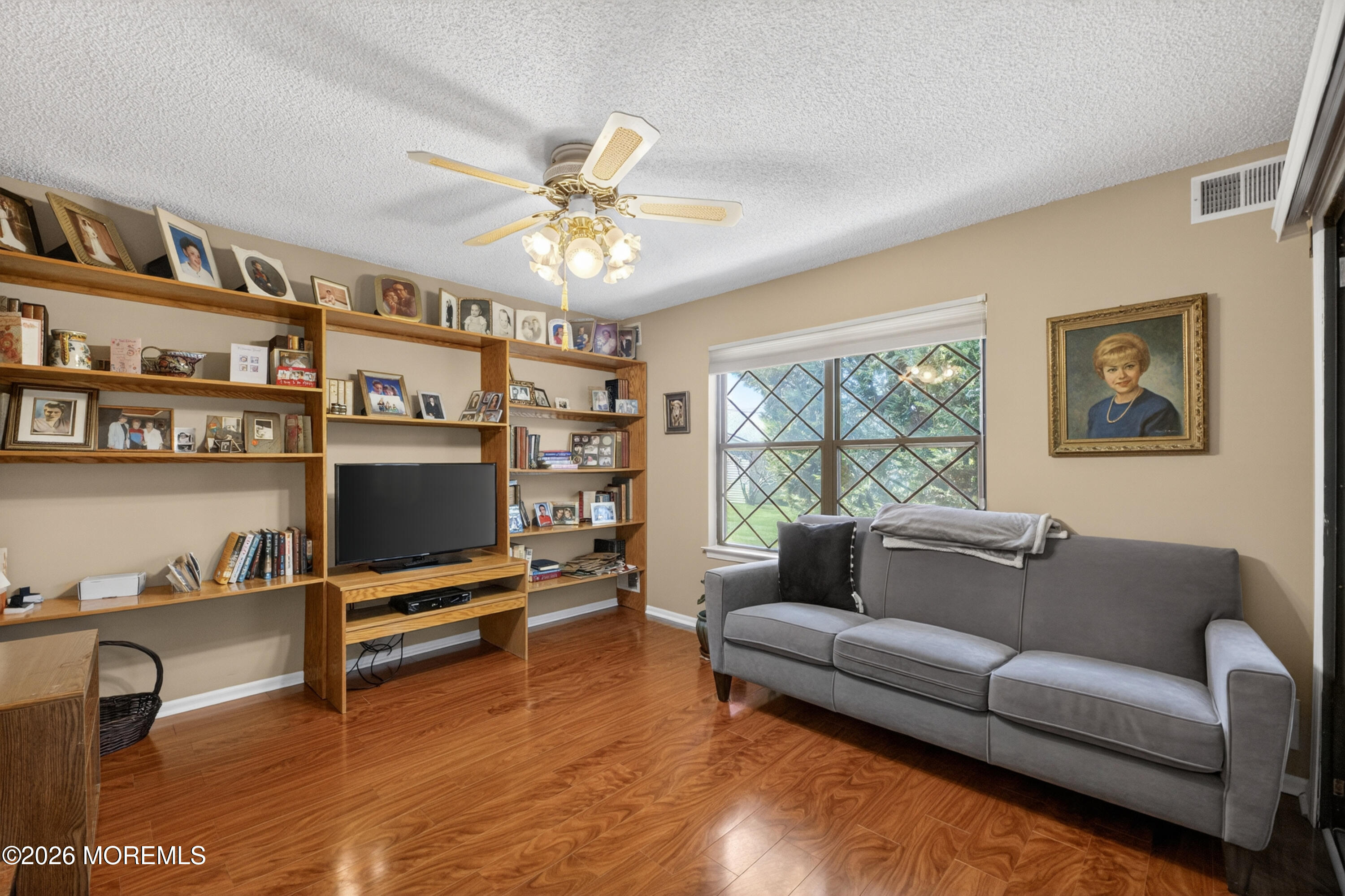 25 Hansom Lane Marlboro NJ 07746