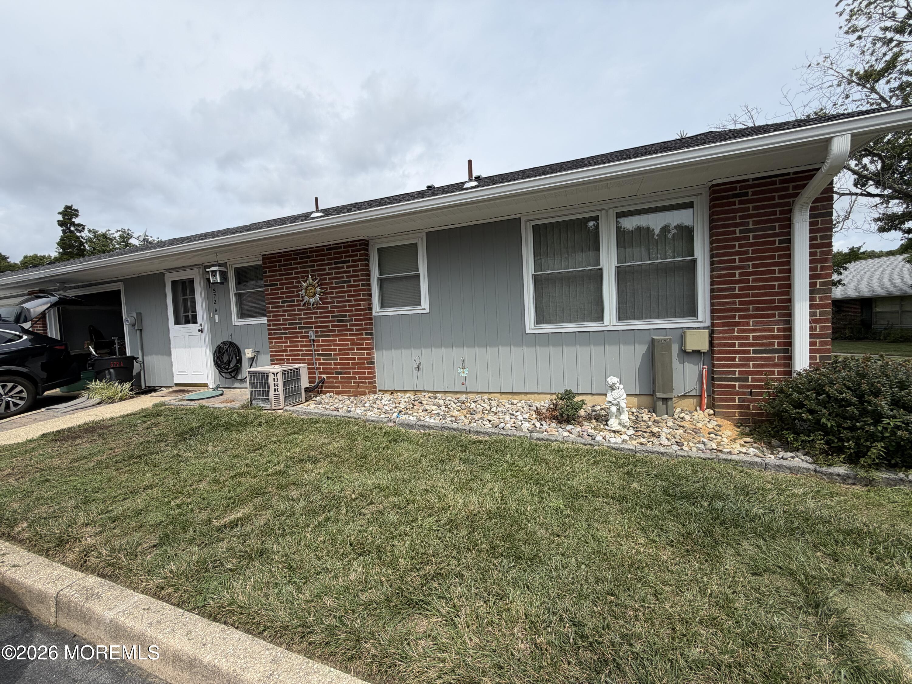 572A Sheffield Court Lakewood NJ 08701