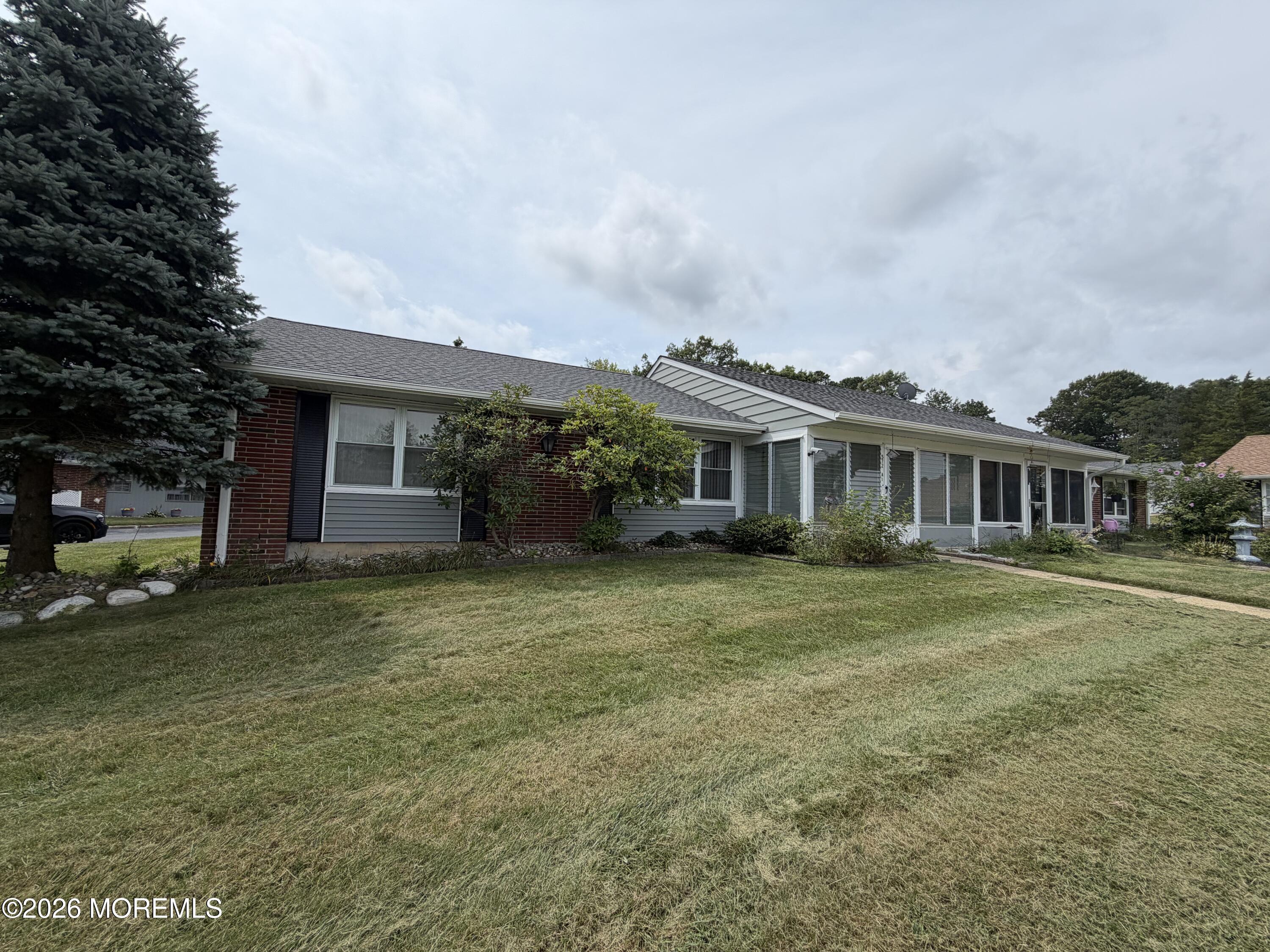 572A Sheffield Court Lakewood NJ 08701
