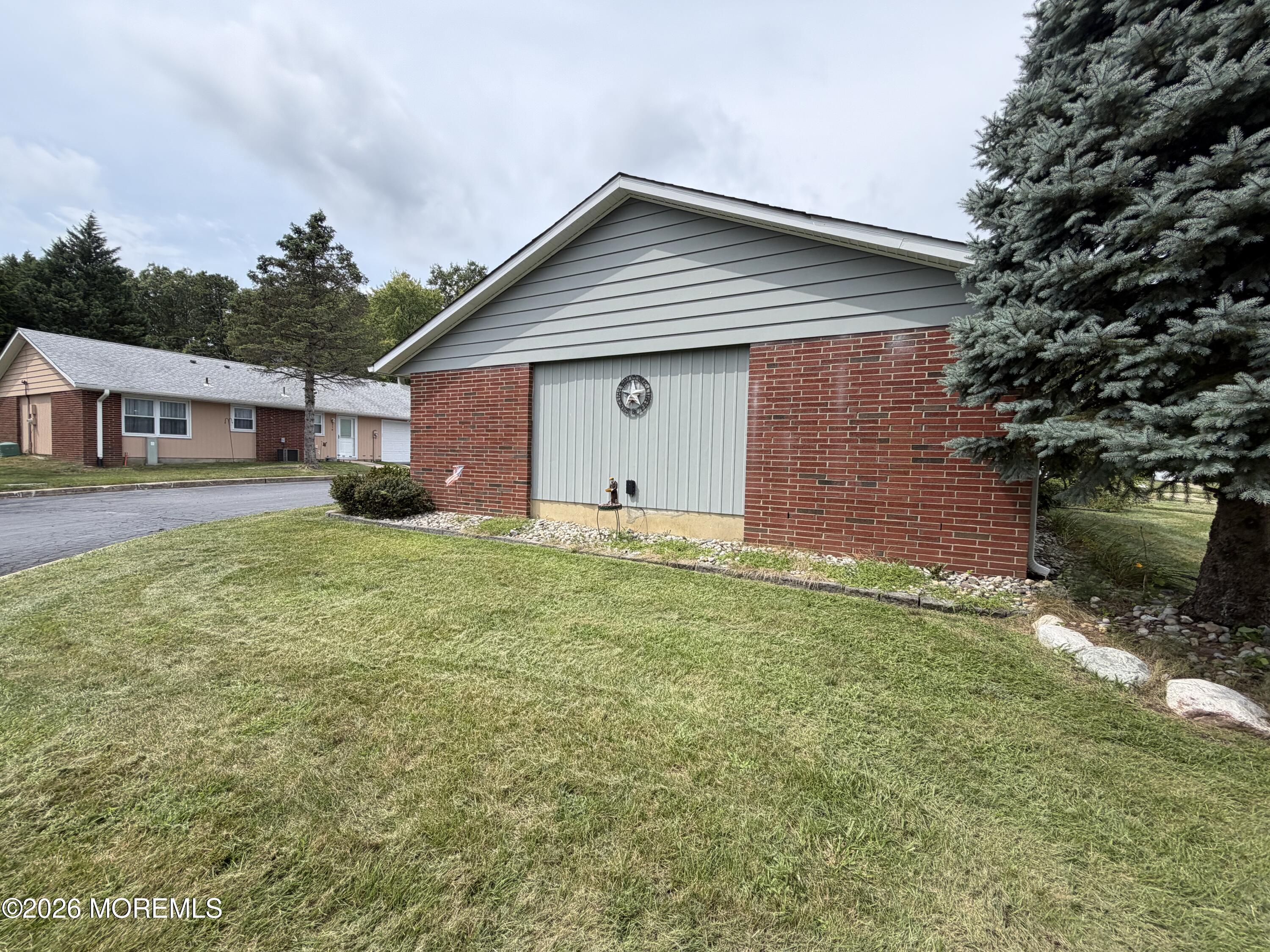 572A Sheffield Court Lakewood NJ 08701