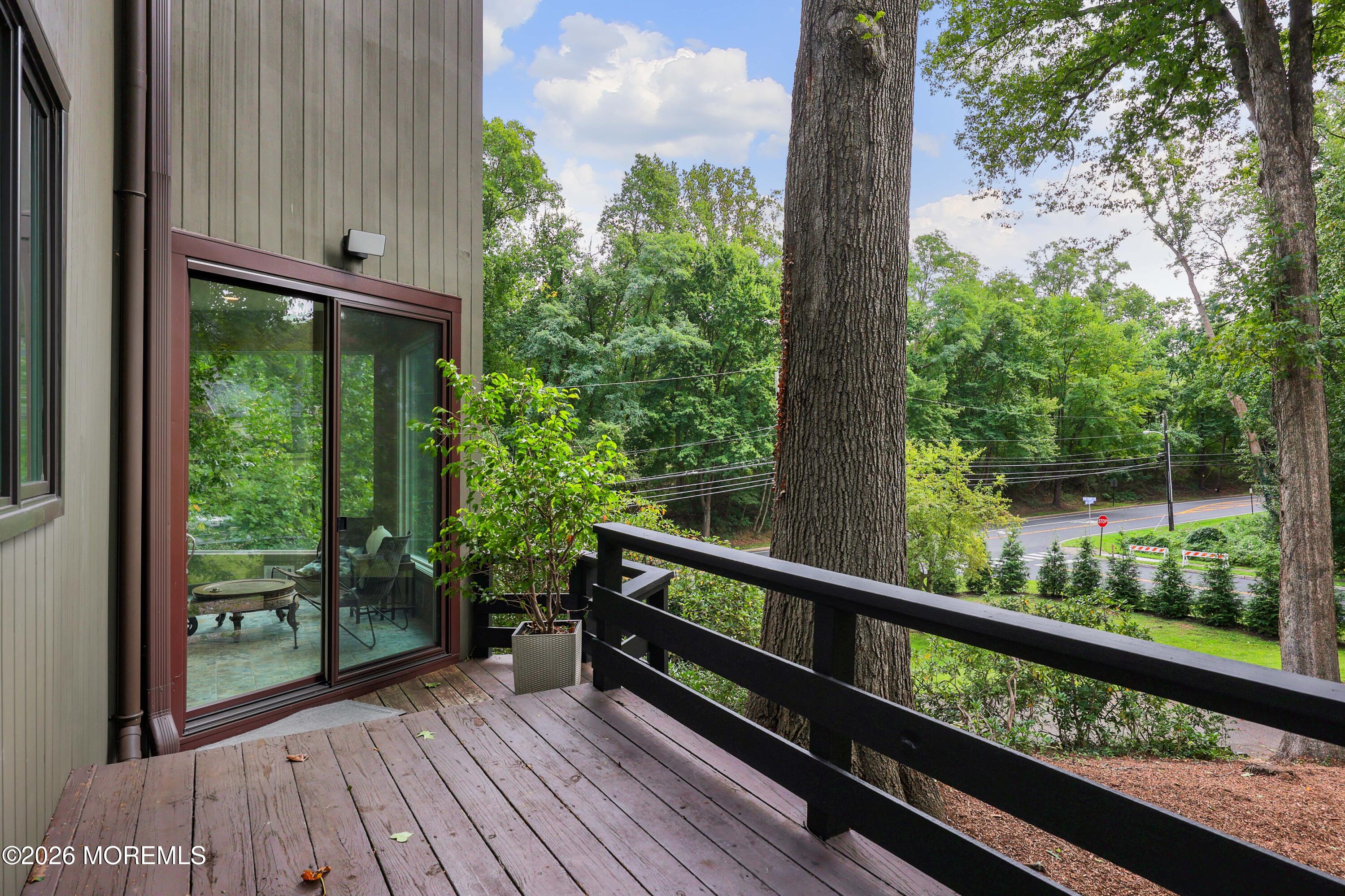 2 Fox Hunt Road Holmdel NJ 07733