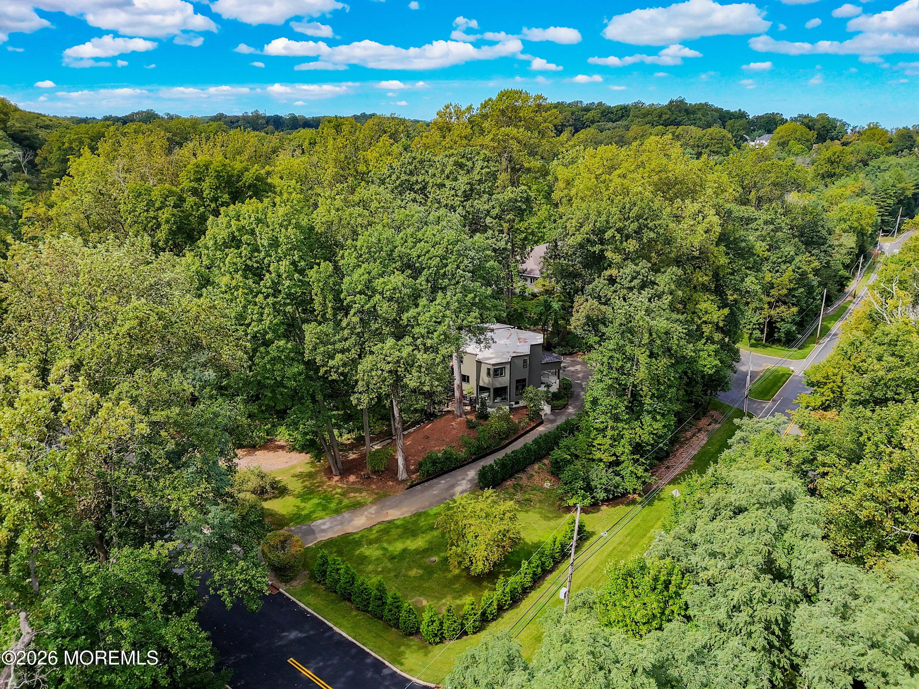 2 Fox Hunt Road Holmdel NJ 07733