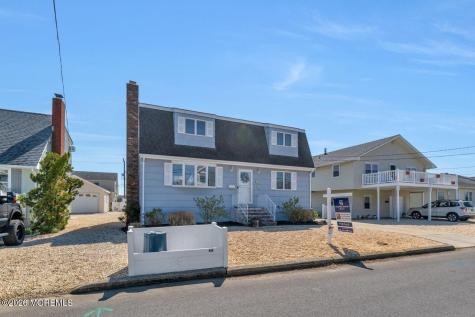 274 S 1st Street Surf City NJ 08008