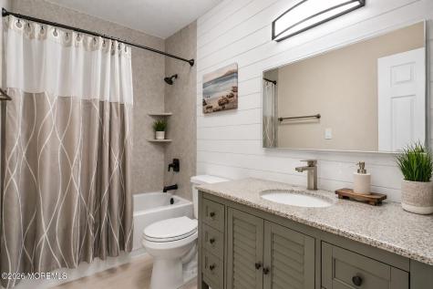 4 Revere Court Barnegat NJ 08005