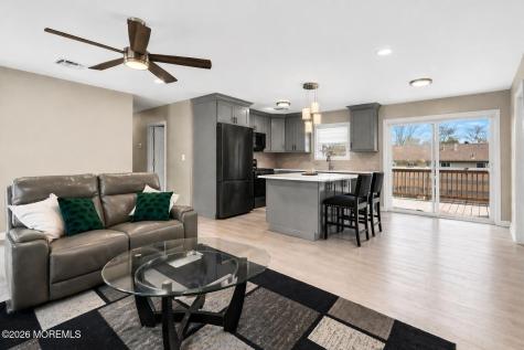 4 Revere Court Barnegat NJ 08005