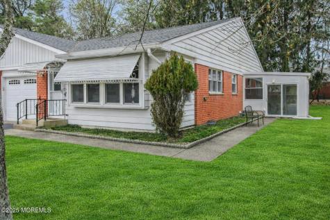 988 B Constitution Boulevard Whiting NJ 08759