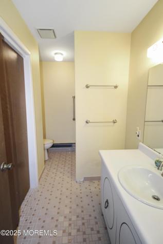 988 B Constitution Boulevard Whiting NJ 08759