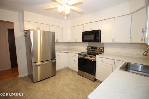 988 B Constitution Boulevard Whiting NJ 08759