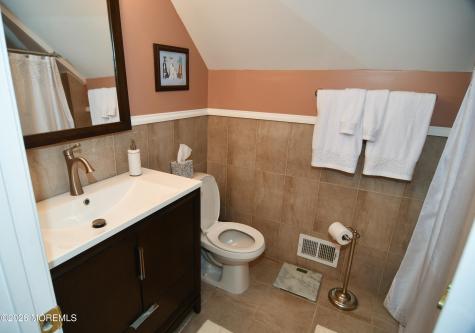 1820 Perth Amboy Avenue Whiting NJ 08759