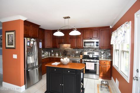 1820 Perth Amboy Avenue Whiting NJ 08759