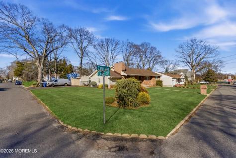 603 Carol Avenue Oakhurst NJ 07755