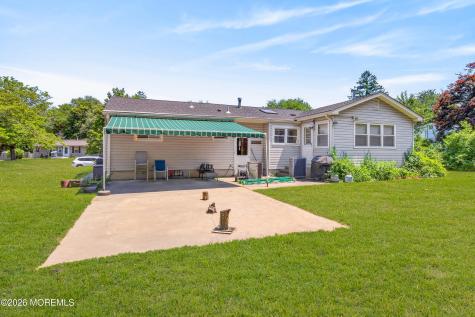 26 Dawn Cypress Lane Jackson NJ 08527
