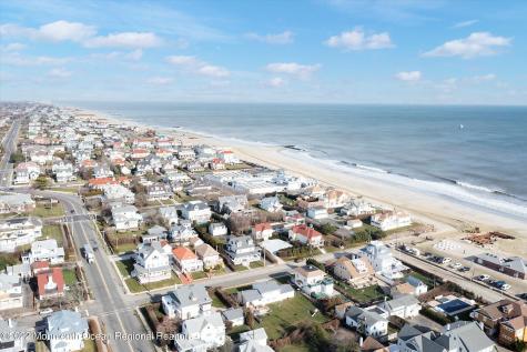 14 Elberon Avenue Loch Arbour Village NJ 07711