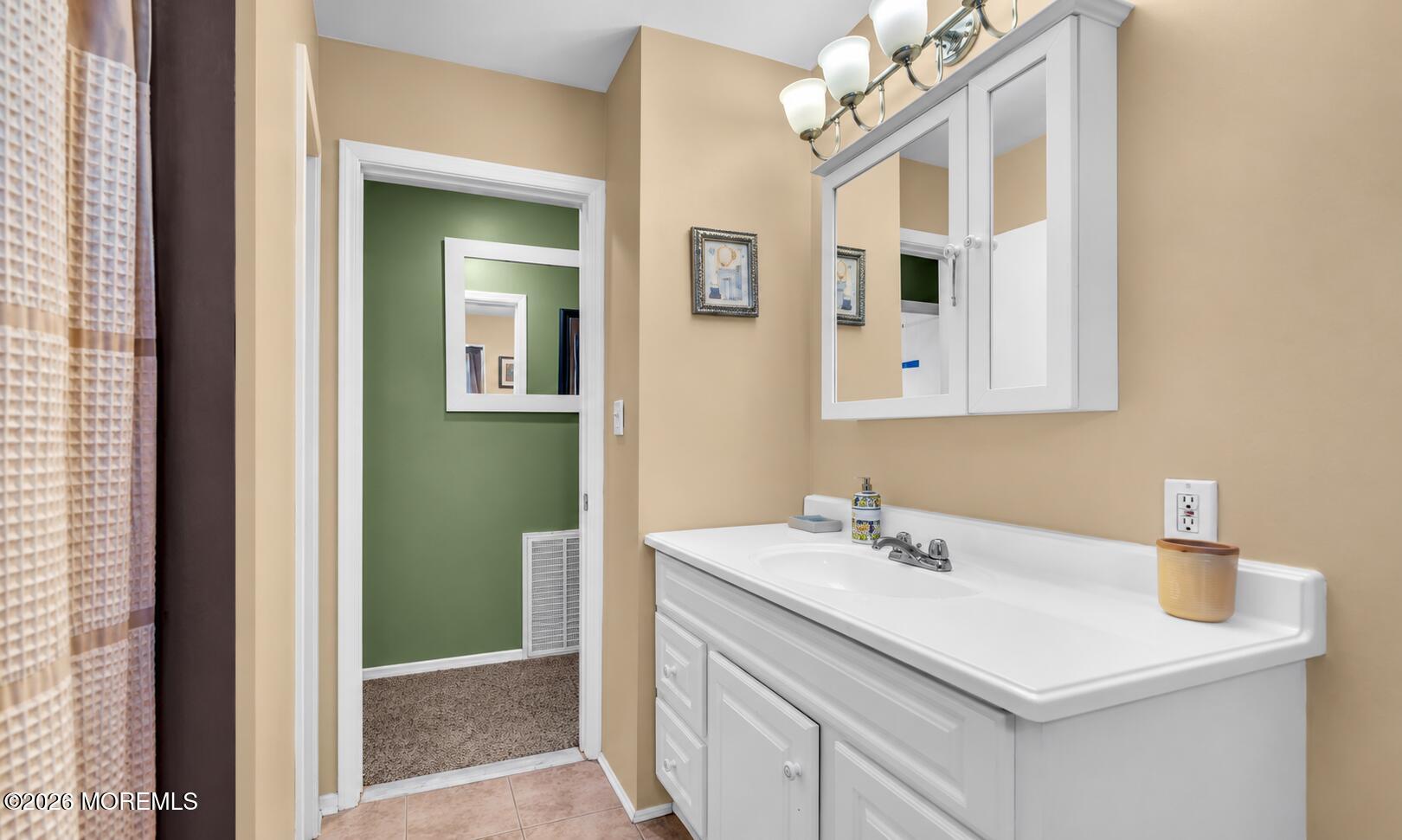 6 Beam Avenue Jackson NJ 08527