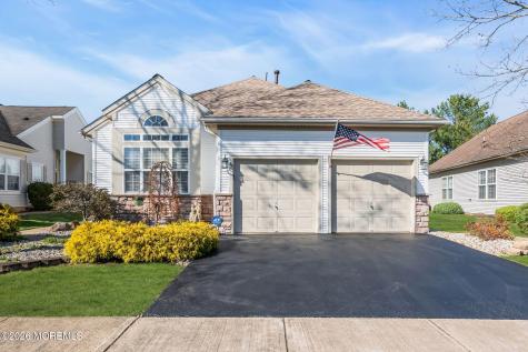 14 Tuscany Circle Manchester NJ 08759