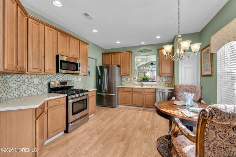 14 Tuscany Circle Manchester NJ 08759