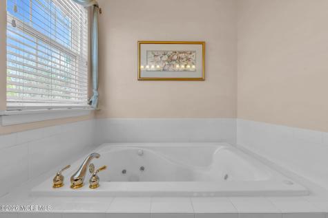 14 Tuscany Circle Manchester NJ 08759