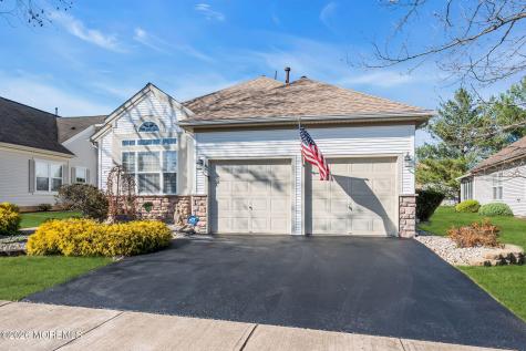 14 Tuscany Circle Manchester NJ 08759