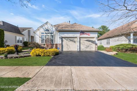 14 Tuscany Circle Manchester NJ 08759